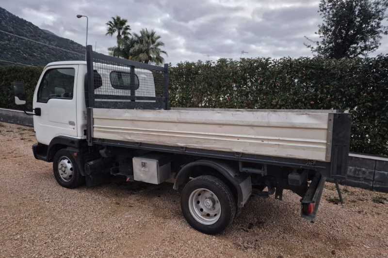 OmecoHub - Immagine NISSAN CABSTAR35